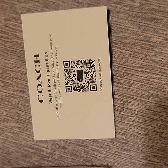 Coach - Picture 4 of 7